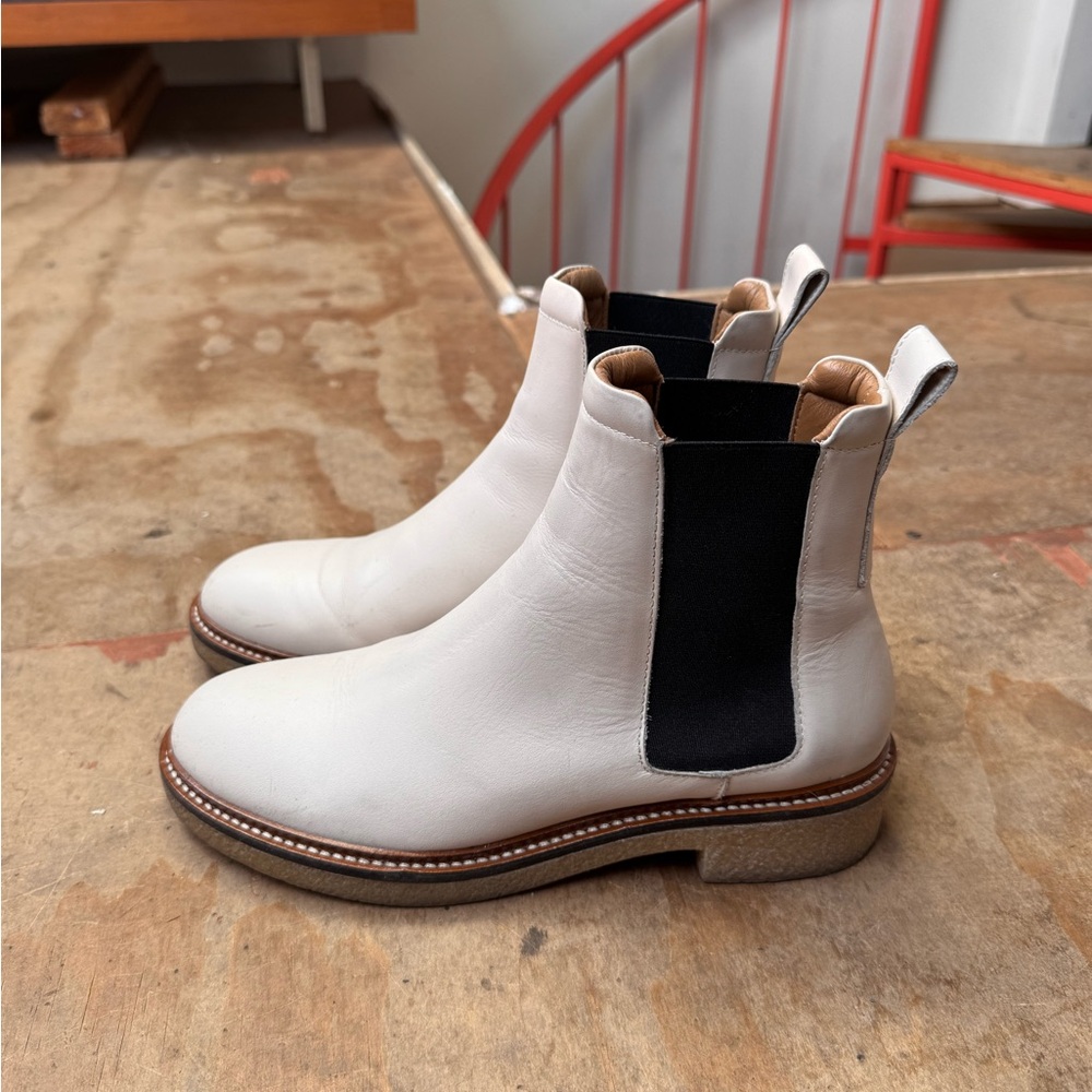 White Chelsea Everlane boots